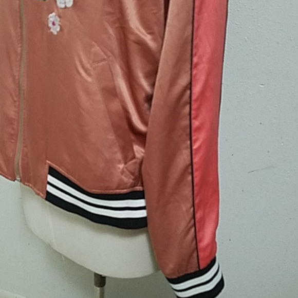 Embroidered Mossimo Jacket - Picture 5 of 9